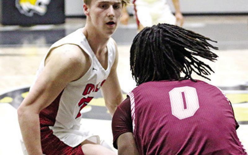 Braden Buchanan poured in 41 points in Chapel Hill’s win at Winona Tuesday. TRIBUNE PHOTOS / QUINTEN BOYD