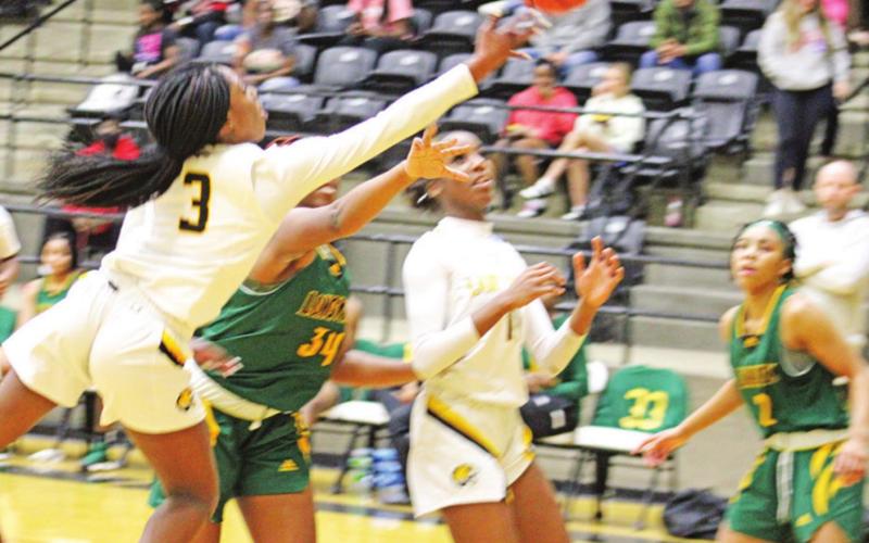 Lady Tigers move to 3-0 in district after big win over Longview