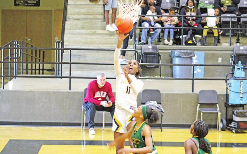 Lady Tigers move to 3-0 in district after big win over Longview