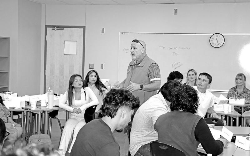 Howard tells the students that at Chick-Fil-A, they “hire for the heart and train the hands.” COURTESY PHOTOS