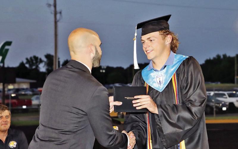 Mount Pleasant High School holds graduation