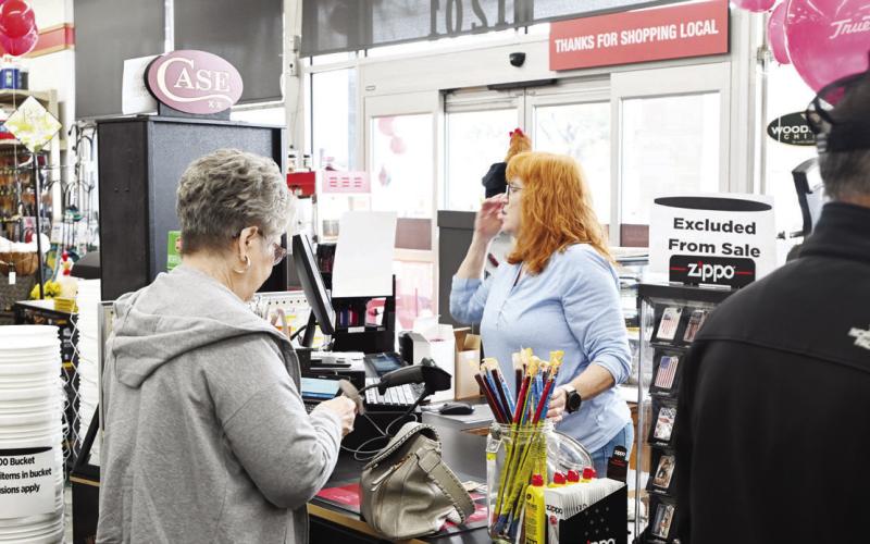 Locals gathered at Mason’s TrueValue Friday to celebrate the store’s grand opening. For more photos, see page 2. TRIBUNE PHOTOS/ LINCOLN OGLESBY
