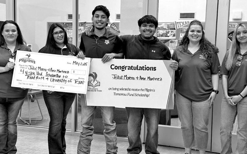 Pictured left to right: Carlos Mata - Prepared Foods Maintenance Manager, Carmella Castelo - Prepared Foods HR Manager, Myriam Castaneda Alcala - Pet Food Plant Manager, Jesus Moreno, Amir Martinez, Magan Perez - Prepared Foods HR Supervisor, Elia Rivera - Pet Food Refrigeration PSM Technician, Luis Delcarmen - Prepared Foods Maintenance Superintendent