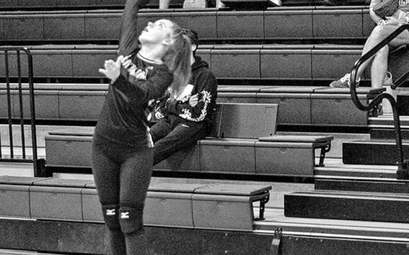 Middle School Lady Bulldogs volleyball takes 3rd in Mount Vernon Invitational