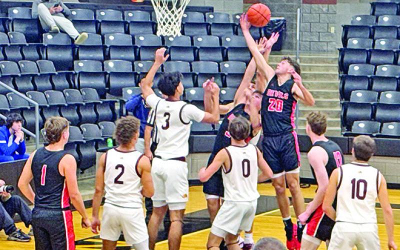 Chapel Hill basketball wins
