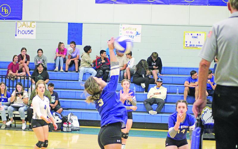 Rivercrest’s Diana Kelley jumps for a spike during Tuesday’s district opener at Harts Bluff. TRIBUNE PHOTOS / QUINTEN BOYD