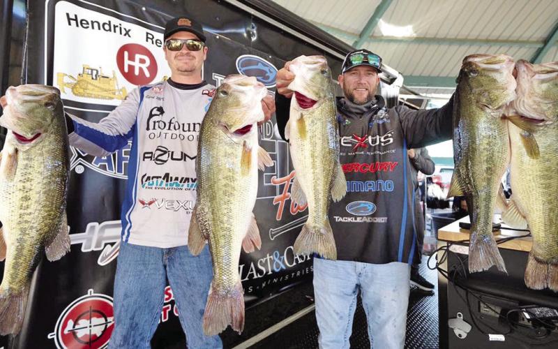 Derek Mundy and Jason Bonds weighed in 10 bass totaling 47.32 pounds win the “The Show” season opener on Sam Rayburn. The two anglers banked $50,000. (Courtesy Photo, Brandon Belt Fishing)