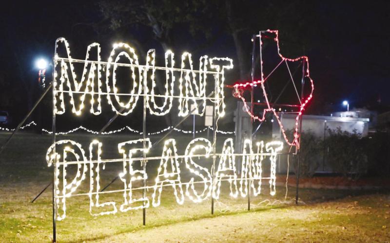 Caldwell Park is lit up for the Christmas season! For more photos, see page A8. TRIBUNE PHOTO / MIRANDA OGLESBY