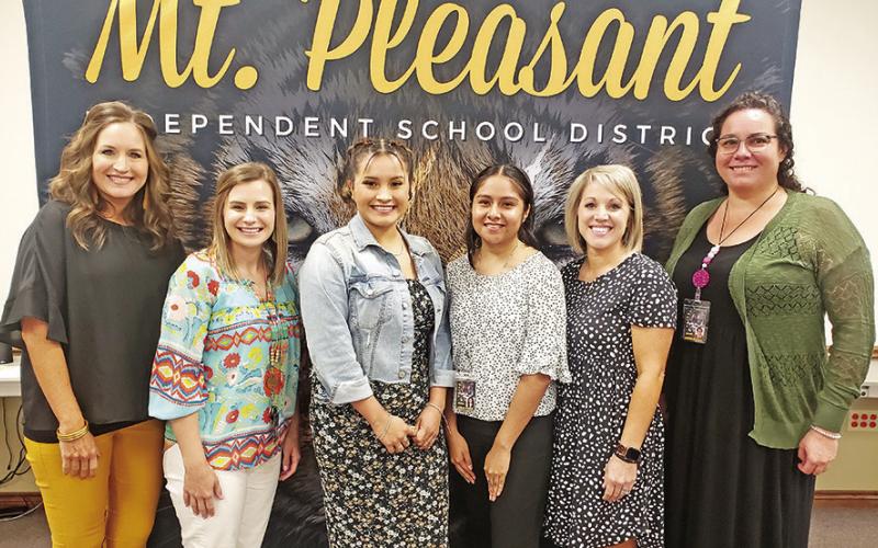 Annie Sims Elementary L to R: Sims Principal Jeannie Pat Jaggers, Lexi Litke, Rosie Gonzalez, Leslie Munoz, Loren Buchanan, and Miran Scally.