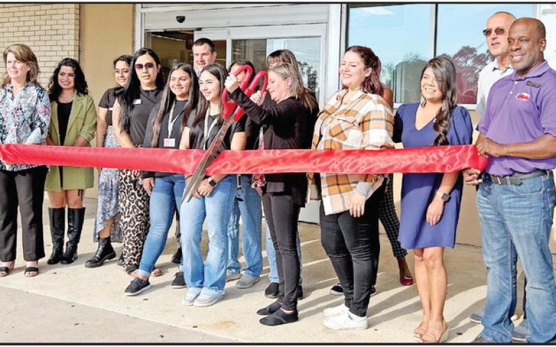 A ribbon cutting was held last week in celebration of Bealls, a clothing store, opening.It is located at 2306 South Jefferson Avenue, Suite A. TRIBUNE PHOTO / CHRISTIE BURNETT