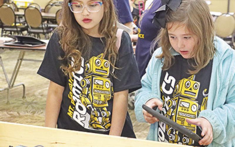 The Creative Unicorns drive their robot during the driver-controlled period.