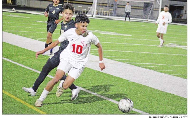 Chapel Hill soccer falls at Paris