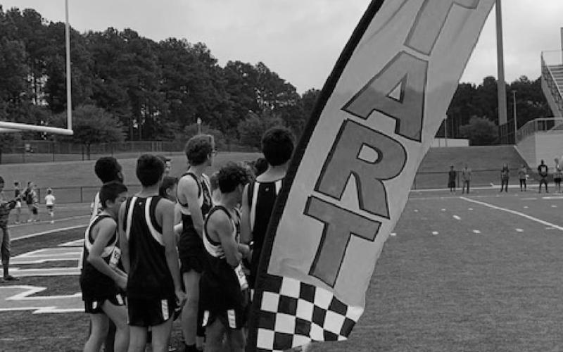 Tiger cross country takes first at Pine Tree