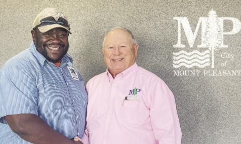City of Mount Pleasant 2023 Employee of the Year Teimeyer “Bucky” White, left, with City Manager Ed Thatcher. COURTESY PHOTO