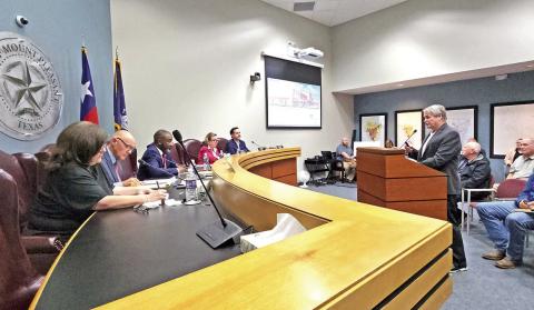Schneider Electric talks about water meter replacement progress during November 5 Mt. Pleasant city council meeting. TRIBUNE PHOTO / NICOLE KIMBALL