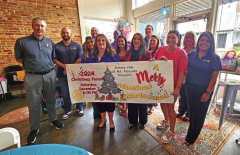 The Rotary Club excitedly presents the Christmas parade theme for the year TRIBUNE PHOTO / NICOLE KIMBALL