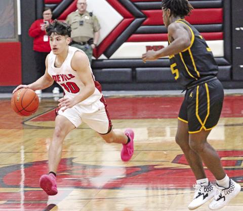 Home Sweet Hill: CH squads roll to victory on Homecoming