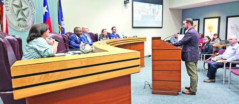 Mt. Pleasant city council listens to discussion on agenda topics TRIBUNE PHOTO / NICOLE KIMBALL