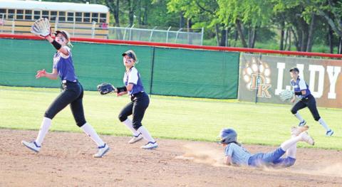 Korie Mankins makes a catch during a recent game. Mankins is Rivercrest softball’s lone senior this season. The Lady Rebels fell to Kerens in their best-of-three area round series, 2-0. TRIBUNE PHOTO / QUINTEN BOYD
