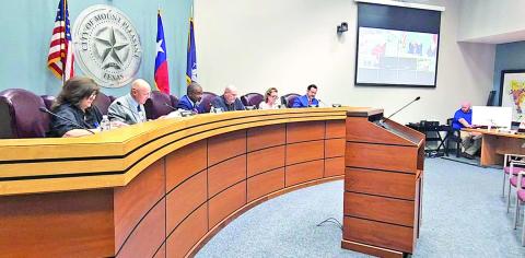 Discussions for the November election and city projects underway TRIBUNE PHOTO / NICOLE KIMBALL