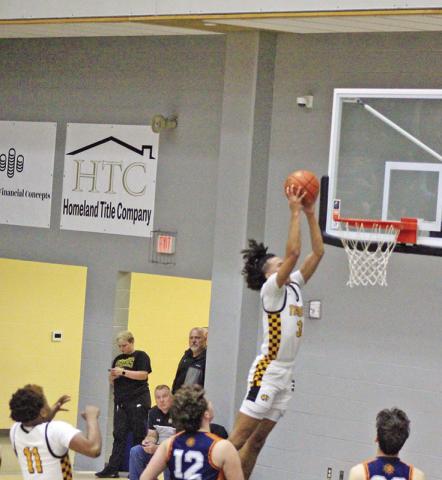 Kai Price and the Mount Pleasant Tigers are ranked 17th in Class 5A and won at Royse City last week. The Tigers opened district play Tuesday at home against Whitehouse. TRIBUNE PHOTO / QUINTEN BOYD