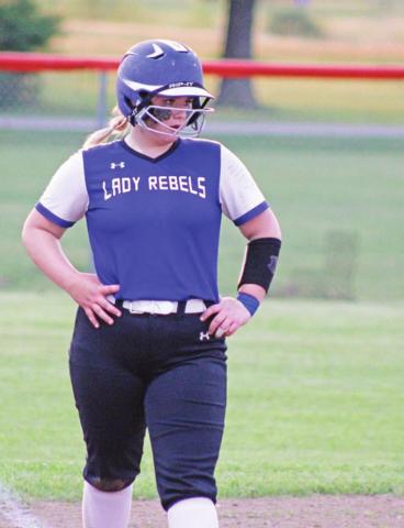 Lizzie Langehennig scans the field. TRIBUNE PHOTO / QUINTEN BOYD