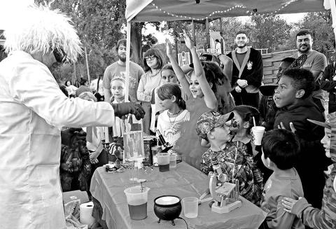 Mount Pleasant families fill Dellwood Park for Halloween Trunk or Treat