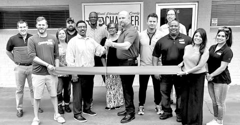 RWW TEACH cuts ribbon