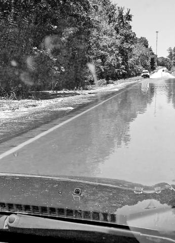 Flooded road between Mount Pleasant and Sugarhill COURTESY PHOTO / KATHRYN JENNETT