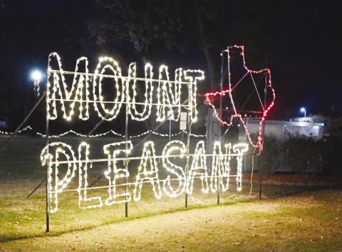 Caldwell Park is lit up for the Christmas season! For more photos, see page A8. TRIBUNE PHOTO / MIRANDA OGLESBY