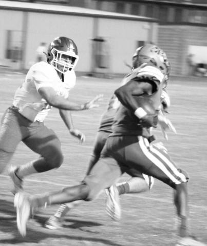 A’myree Johnson returns a kickoff during Friday’s game against Celina. TRIBUNE PHOTO / QUINTEN BOYD