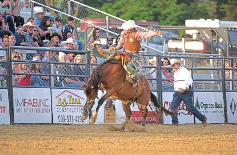 Horsin’ around: MPRA hosts annual rodeo