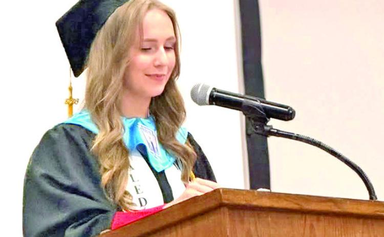 Valedictorian Chloe Kimbro